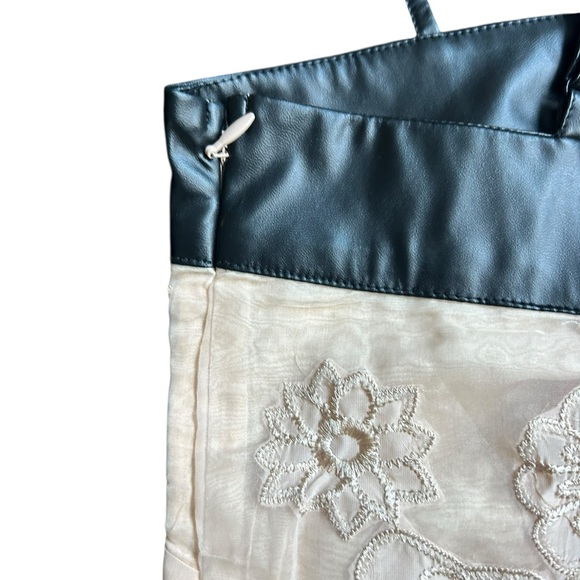 Anthropologie Square Neck Lace Mini Dress Black and Cream NWT Size 10 - Picture 6 of 10